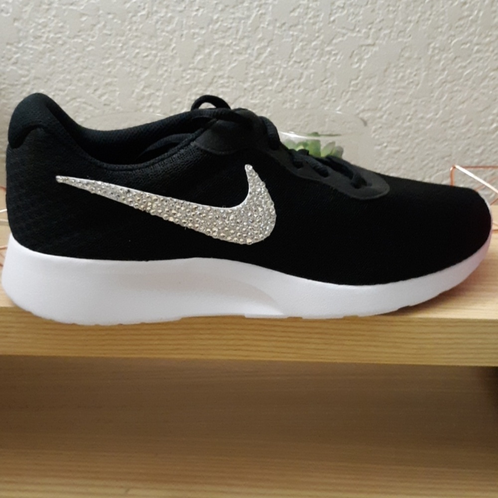 NEW NIKE Black and White BLING TANJUN - Picture 3 of 3